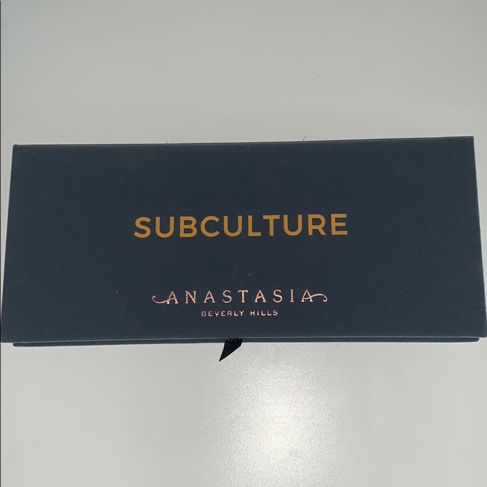 Anastasia subculture palette
